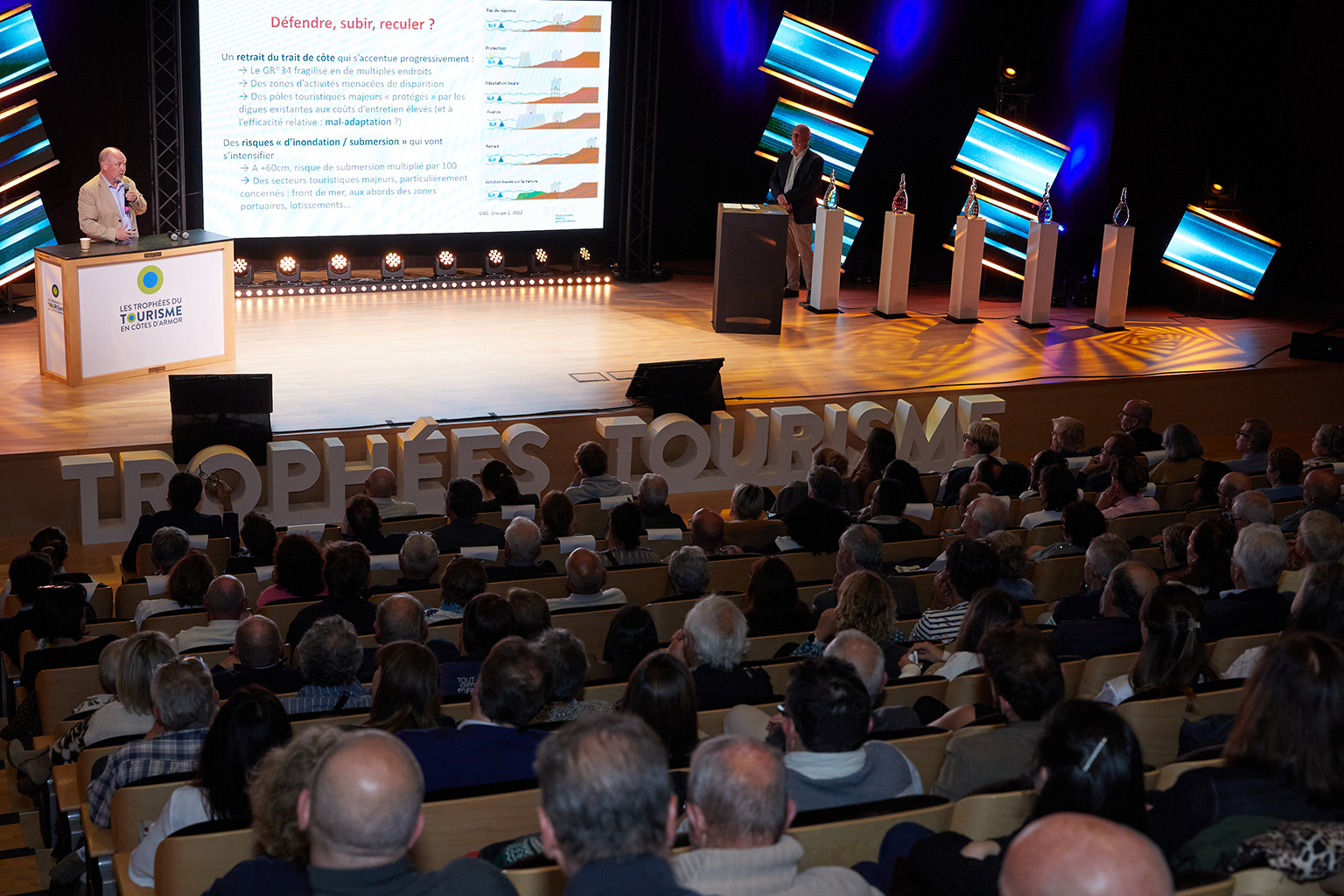 Vincent DUBREUIL CONFÉRENCE Enjeux climatiques & impacts sur le tourisme en Côtes d'Armor